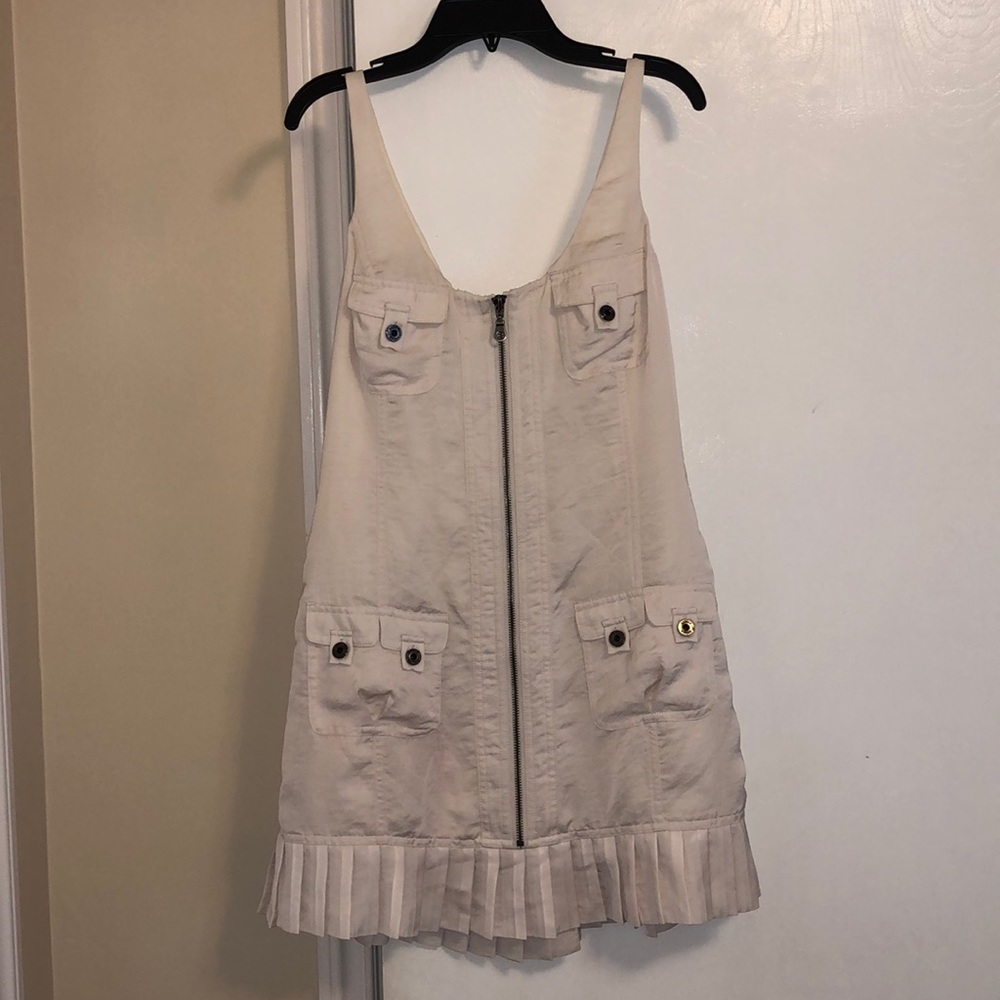 Dress with belt